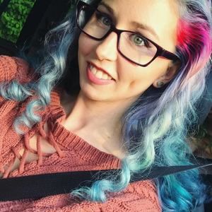 Meet your Posher, Nadine